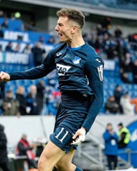 巴萨盯上德甲高大锋霸？1米91身高却头球表现平平？真有这么神奇？