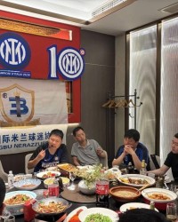 2冠沸腾！蚌淮同庆藏内核！国米转费会绝境突围
