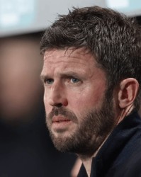 突发！曼联 4000 万锋霸锁定离队下家，意甲豪门已开启重磅谈判