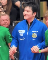 樊振东又赢了！德甲常规赛主场“最后一舞”，独得2分再立头功