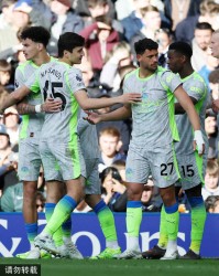 英超-多库破门谢尔基助攻双响 曼城3-0切尔西距枪手6分